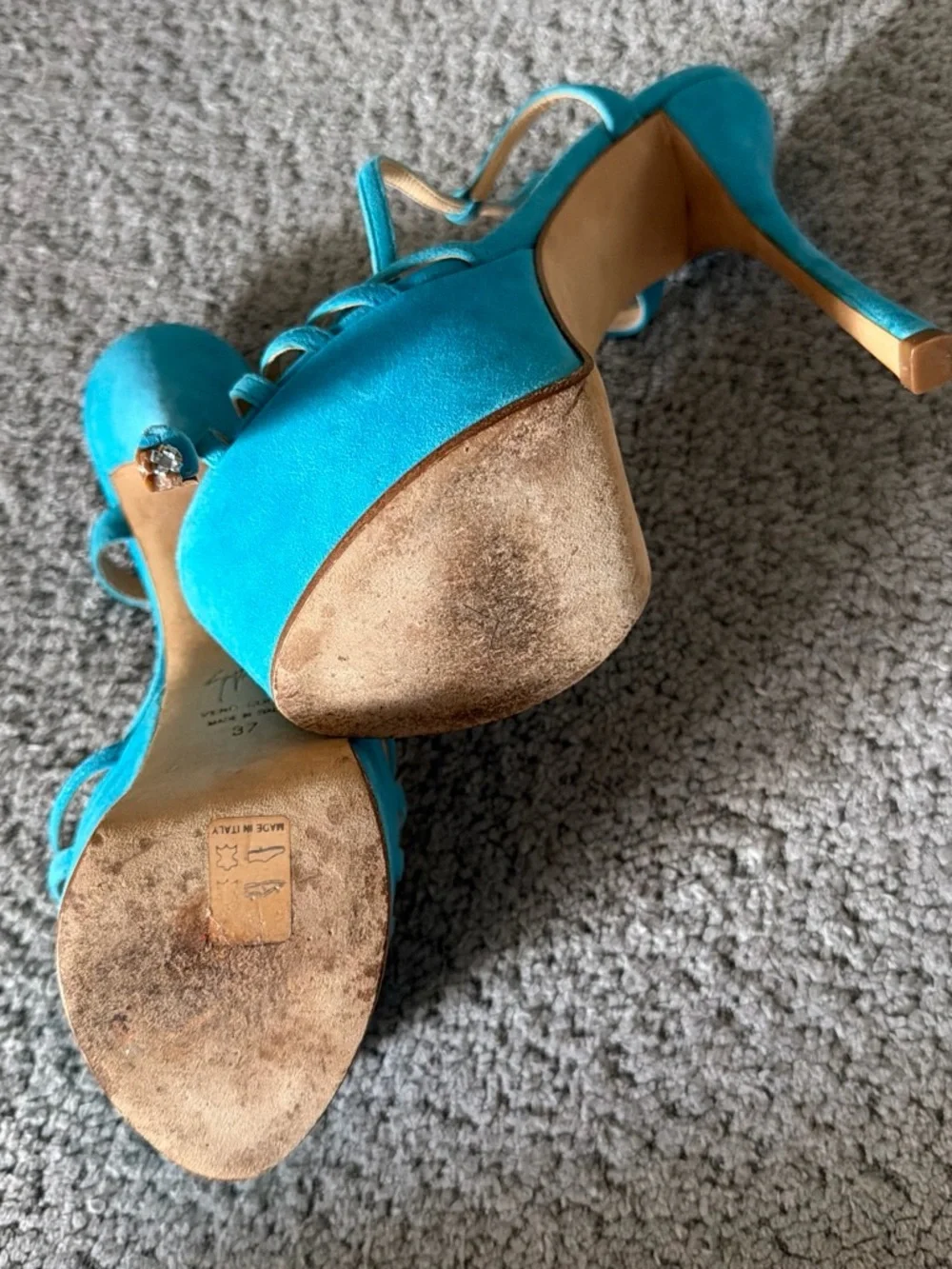 Giuseppe Zanotti Turquoise Suede Platform T-Strap Sandals